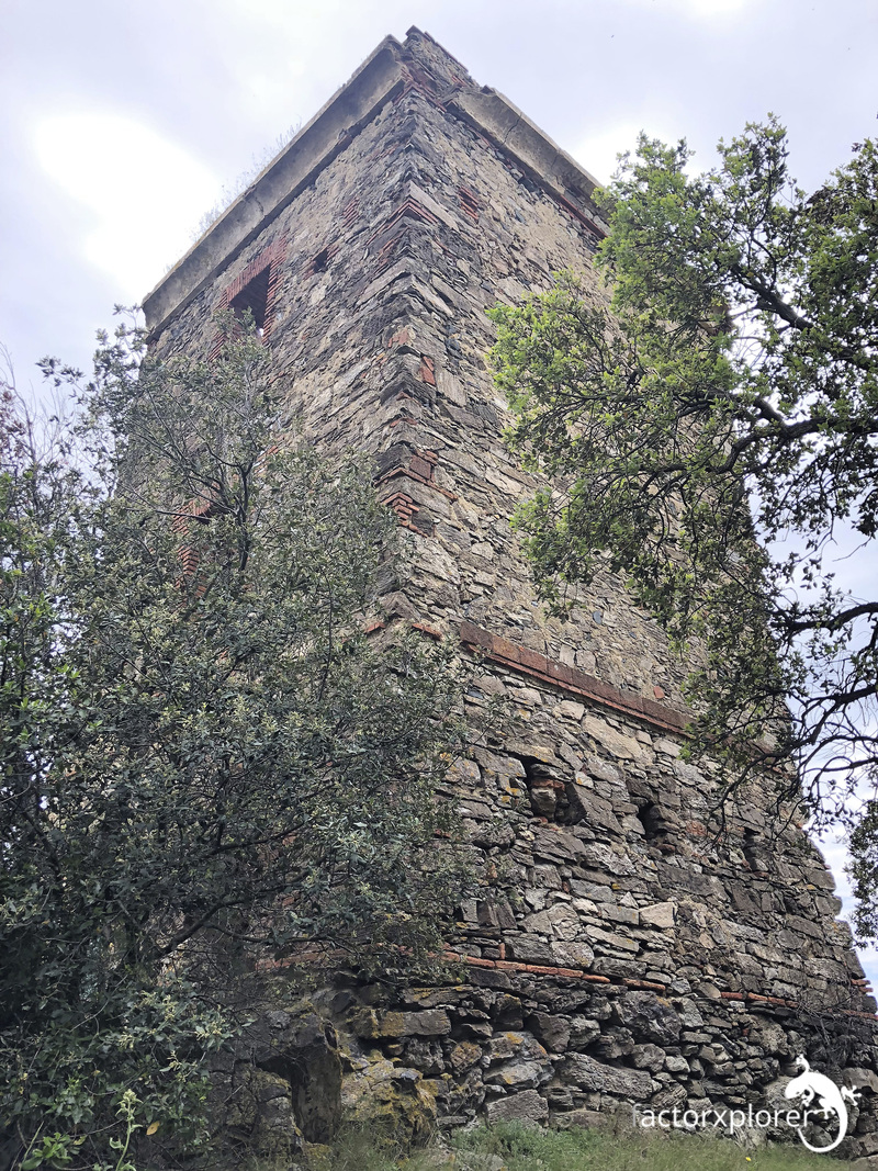 torre montagut, santa susanna. abandonada