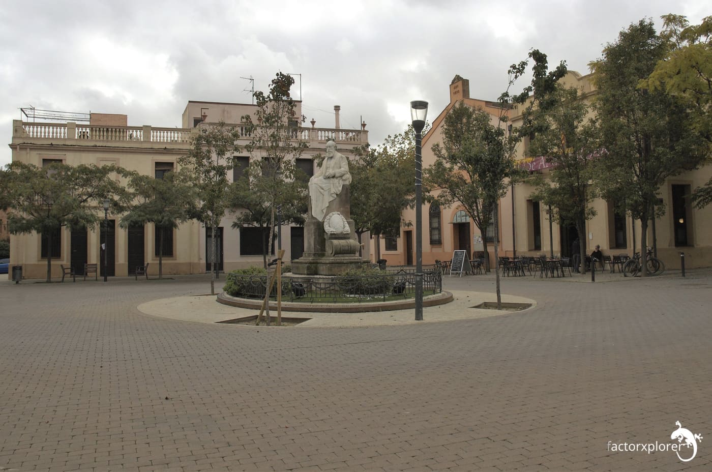 Plaza Joan Güell en la colonia Güell