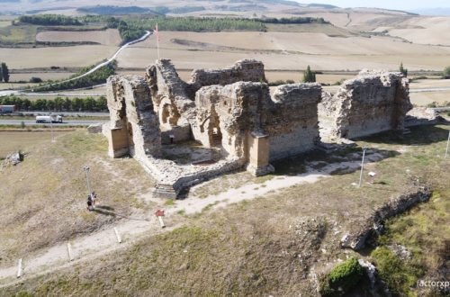 castillo de tiebas 00 desde el aire